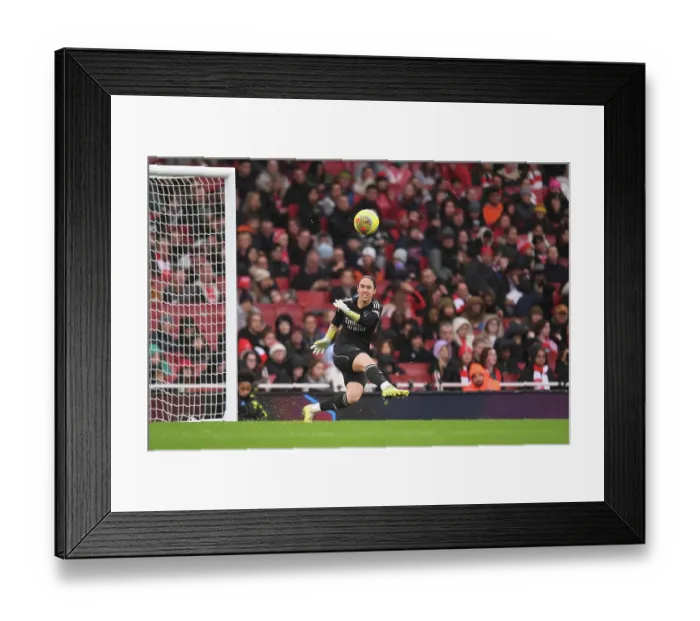 Framed Print : Arsenal vs. Chelsea: Women's Super League Clash at Emirates Stadium (2023-24)