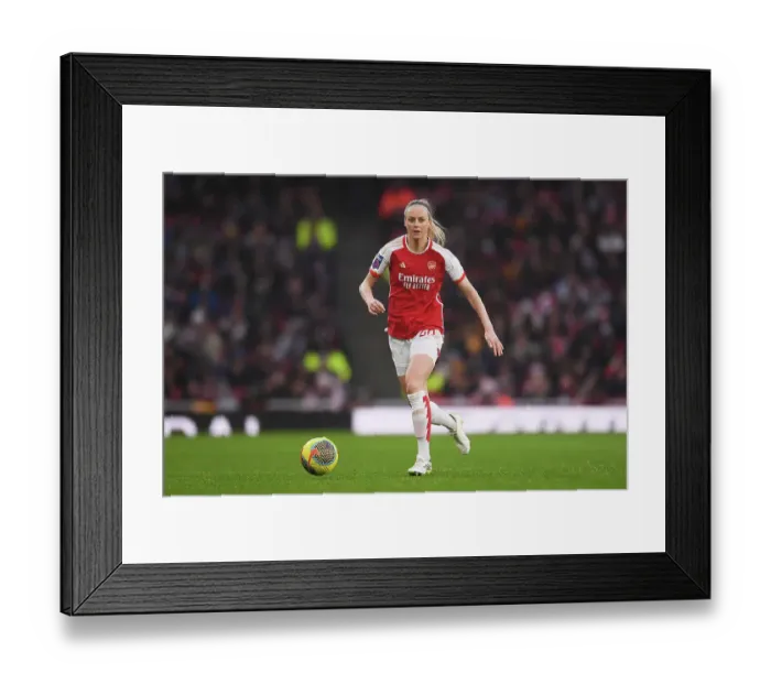 Framed Print : Arsenal Women vs. Chelsea Women: Barclays Super League Clash at Emirates Stadium (December 2023)