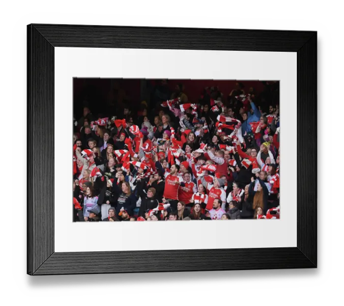 Framed Print : Arsenal FC vs. Chelsea FC: A Riveting Battle in the Barclays Women's Super League at Emirates Stadium (2023-24)