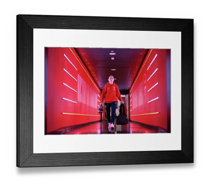 Framed Print : Arsenal Women vs Chelsea Women: Barclays Super League Clash at Emirates Stadium (December 2023)