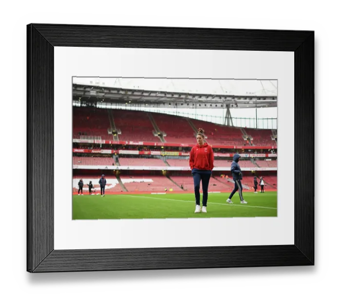 Framed Print : Arsenal Women vs Chelsea Women: Barclays Super League Clash at Emirates Stadium (2023-24)