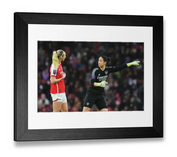 Framed Print : Arsenal Women vs Chelsea Women: Intense Moment at Emirates Stadium (2023-24)