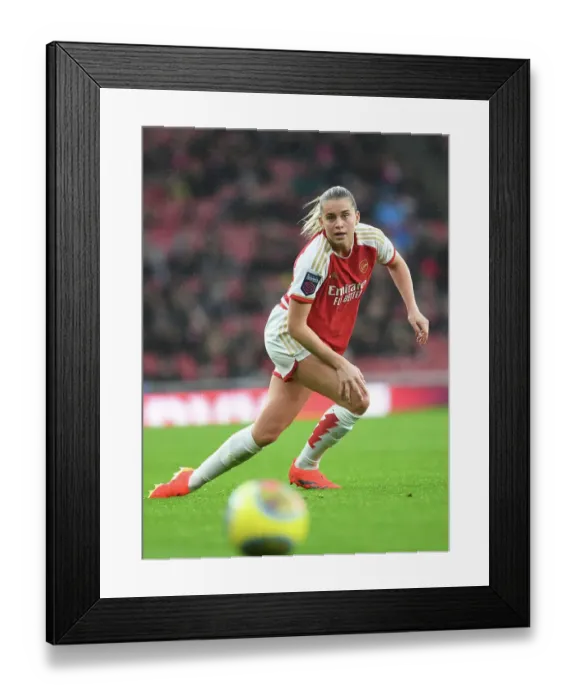 Framed Print : Arsenal Women vs. Chelsea Women: Barclays Super League Clash at Emirates Stadium (2023-24)