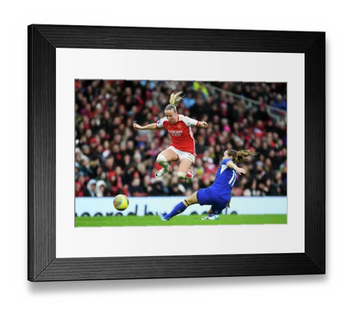 Framed Print : Mead vs. Reiten: Battle of the Stars in Arsenal vs. Chelsea Women's Super League (2023-24) - A Clash at Emirates Stadium