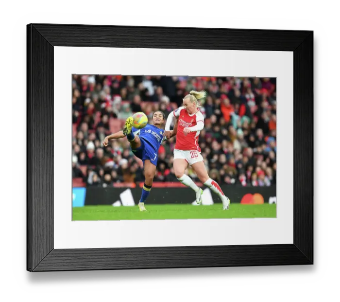 Framed Print : Arsenal vs. Chelsea: A Battle for Supremacy in the Barclays Women's Super League (2023-24) - Fight for Possession at Emirates Stadium