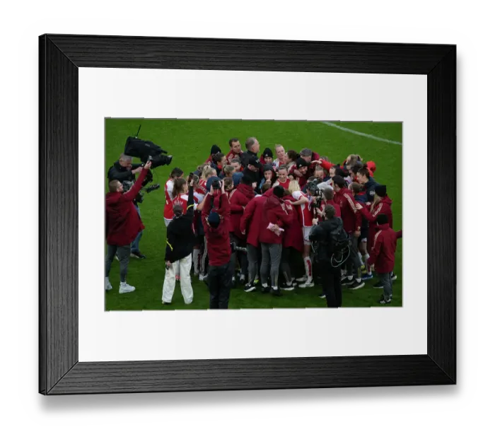 Framed Print : Arsenal Women's Super League Showdown: Katie McCabe Rallies Team at Emirates Stadium Against Chelsea Framed Print : Arsenal Women's Super League Showdown: Katie McCabe Rallies Team at Emirates Stadium Against Chelsea