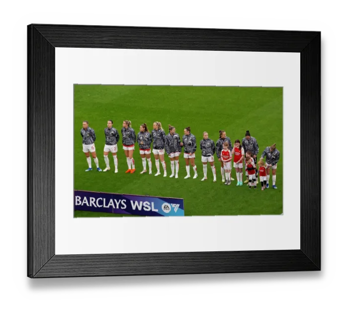 Framed Print : Arsenal Women vs Chelsea Women: Barclays Super League Clash at Emirates Stadium (2023-24)