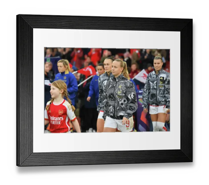 Framed Print : Arsenal Women vs Chelsea Women: Beth Mead Leads Arsenal at Emirates Stadium (2023-24 Barclays Women's Super League) Framed Print : Arsenal Women vs Chelsea Women: Beth Mead Leads Arsenal at Emirates Stadium (2023-24 Barclays Women's Super League)