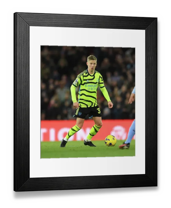 Framed Print : Zinchenko in Action: Arsenal's Victory over Aston Villa, Premier League 2023-24