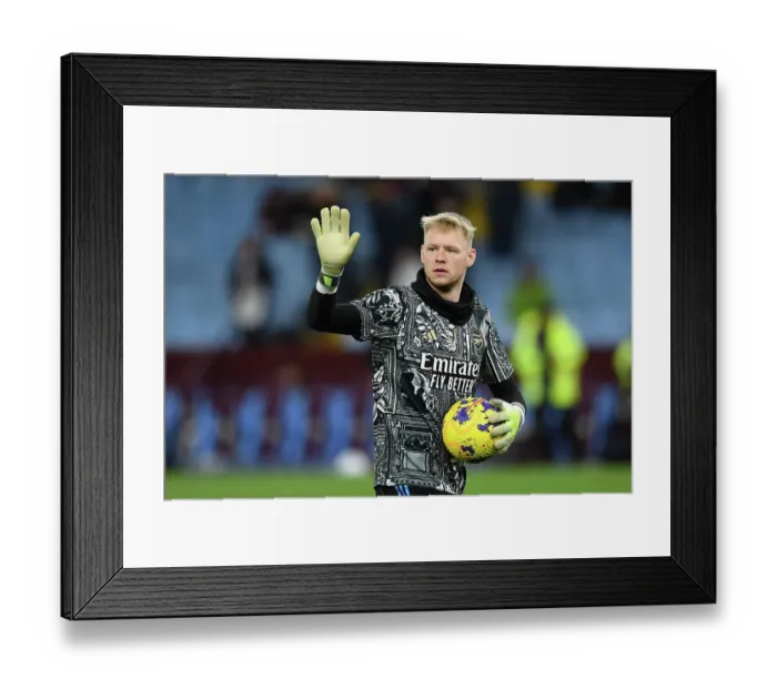 Framed Print : Arsenal's Aaron Ramsdale Acknowledges Fans Before Aston Villa Clash (2023-24 Premier League)