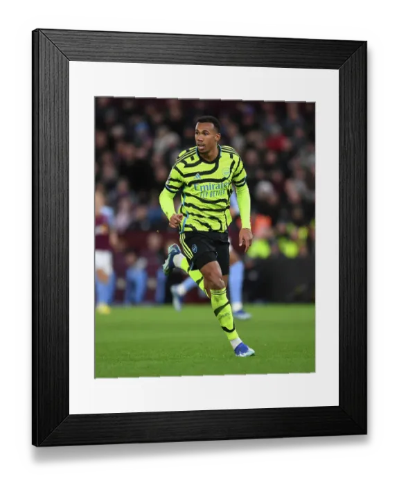 Framed Print : Gabriel Magalhães in Action: Arsenal vs. Aston Villa, Premier League 2023-24