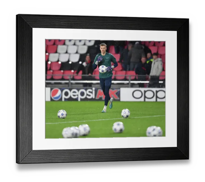 Framed Print : Arsenal FC's Karl Hein Warming Up Ahead of PSV Eindhoven Clash in 2023-24 UEFA Champions League Framed Print : Arsenal FC's Karl Hein Warming Up Ahead of PSV Eindhoven Clash in 2023-24 UEFA Champions League