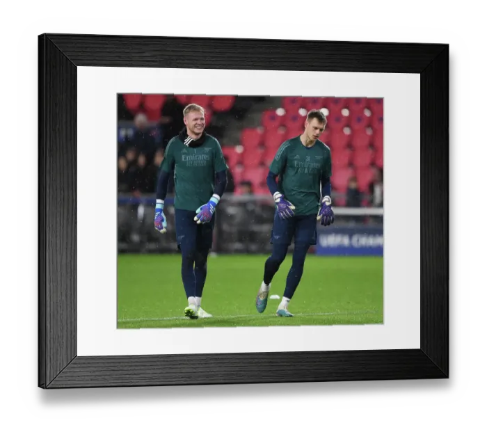 Framed Print : Arsenal's Goalkeepers Prepare for PSV Eindhoven Showdown in Champions League Group Stage Framed Print : Arsenal's Goalkeepers Prepare for PSV Eindhoven Showdown in Champions League Group Stage