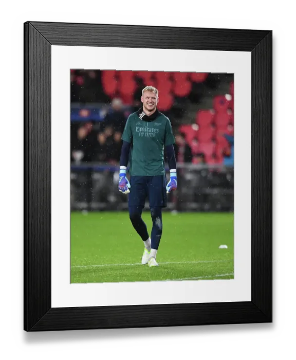 Framed Print : Arsenal's Aaron Ramsdale Prepares for PSV Eindhoven Showdown in Champions League Framed Print : Arsenal's Aaron Ramsdale Prepares for PSV Eindhoven Showdown in Champions League