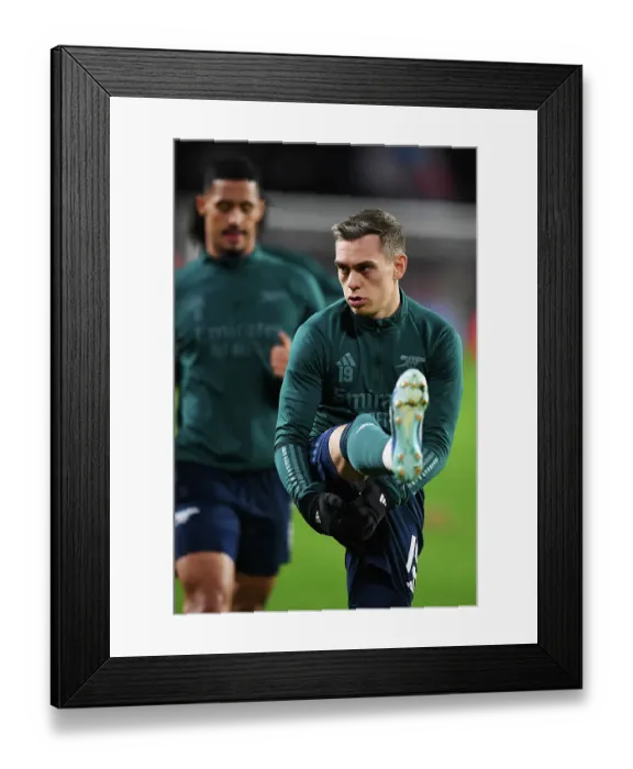 Framed Print : Arsenal's Leandro Trossard Warming Up Ahead of PSV Eindhoven Clash in 2023-24 UEFA Champions League Framed Print : Arsenal's Leandro Trossard Warming Up Ahead of PSV Eindhoven Clash in 2023-24 UEFA Champions League