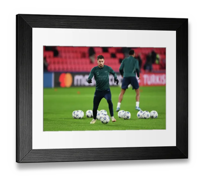 Framed Print : Arsenal's Jorginho Gears Up for PSV Eindhoven Clash in Champions League Group Stage