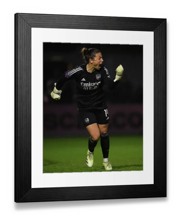 Framed Print : Arsenal Women Defy Tottenham Hotspur in Penalty Shootout Thriller