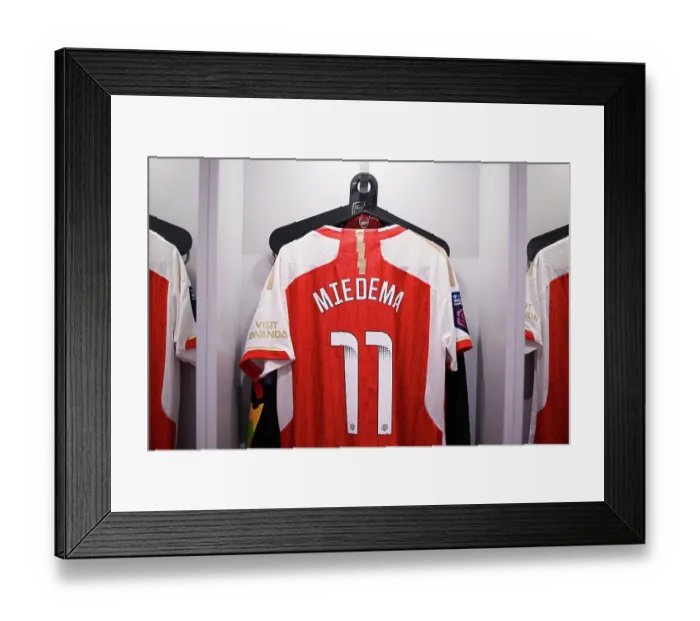 Framed Print : Arsenal Women's Star Striker Vivianne Miedema Gears Up for Arsenal vs. Tottenham Hotspur (FA Women's Continental Tyres League Cup, 2023-24)