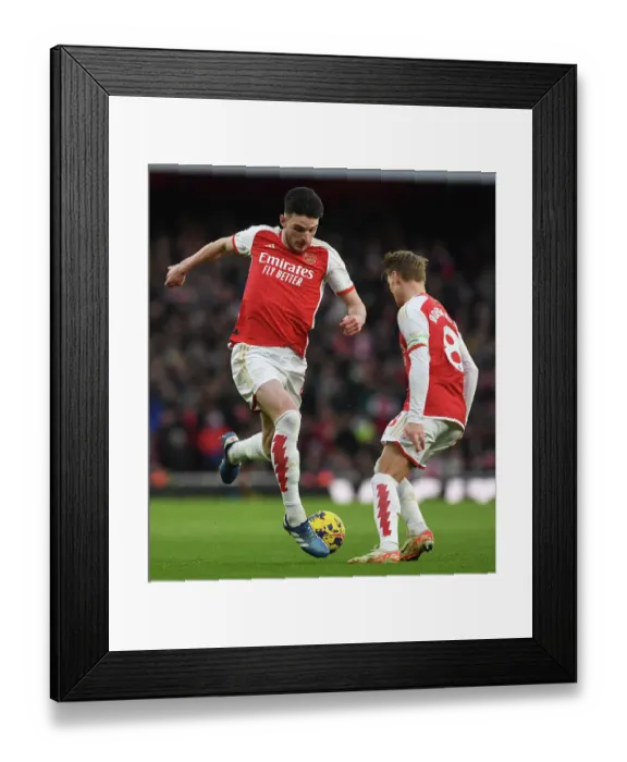 Framed Print : Arsenal vs Brighton: Clash at Emirates Stadium (2023-24)