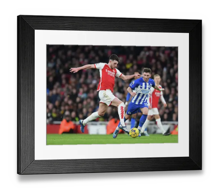 Framed Print : Arsenal vs Brighton: Declan Rice vs Billy Gilmour Battle at Emirates Stadium (2023-24)
