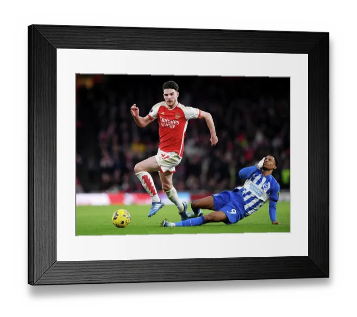 Framed Print : Arsenal's Declan Rice Outruns Brighton's Joao Pedro in 2023-24 Premier League Clash