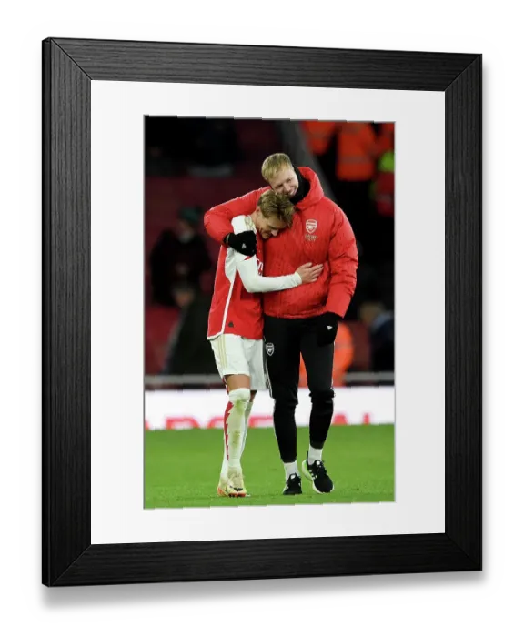 Framed Print : Arsenal Celebrate Victory Over Brighton: Martin Odegaard and Aaron Ramsdale Framed Print : Arsenal Celebrate Victory Over Brighton: Martin Odegaard and Aaron Ramsdale