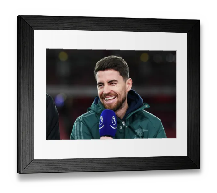 Framed Print : Arsenal's Jorginho: Pre-Match Focus before Arsenal v West Ham United (2023-24) Framed Print : Arsenal's Jorginho: Pre-Match Focus before Arsenal v West Ham United (2023-24)