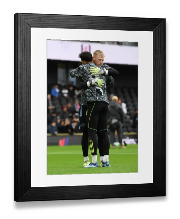 Framed Print : Arsenal Goalkeepers David Raya and Aaron Ramsdale Before Fulham Clash, Premier League, London 2023 Framed Print : Arsenal Goalkeepers David Raya and Aaron Ramsdale Before Fulham Clash, Premier League, London 2023
