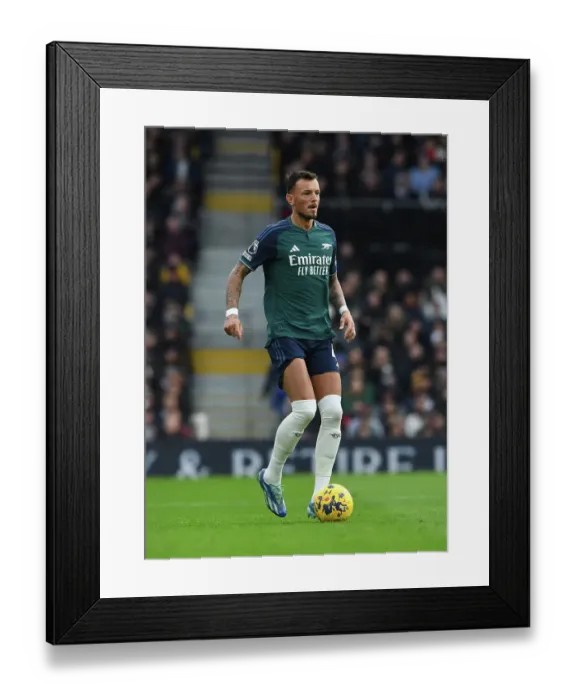 Framed Print : Arsenal's Ben White in Action: Fulham vs Arsenal, 2023-24 Premier League
