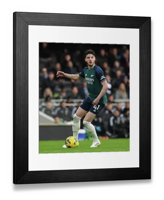 Framed Print : Declan Rice Shines: Fulham vs Arsenal (2023-24) - A Standout Performance