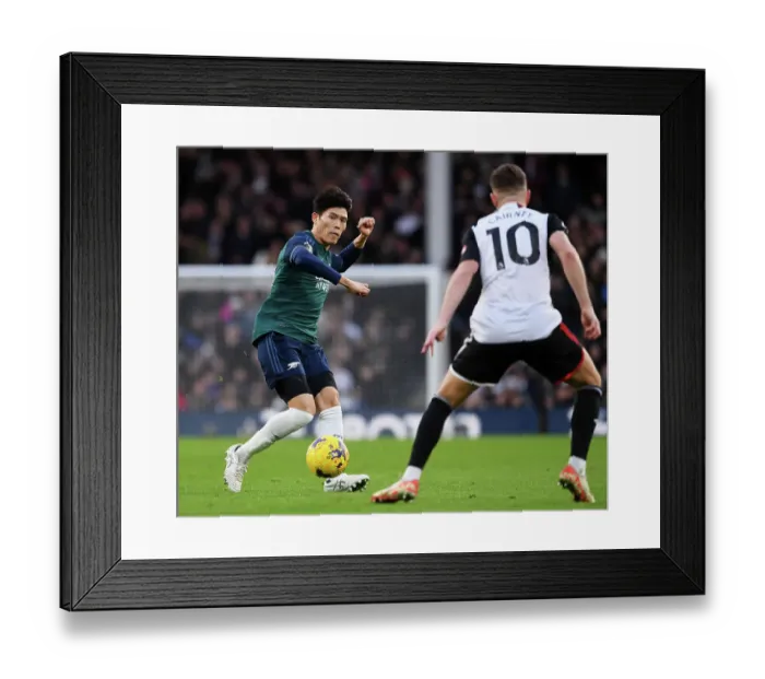 Framed Print : Arsenal's Tomiyasu in Action: Fulham vs. Arsenal, 2023-24 Premier League Framed Print : Arsenal's Tomiyasu in Action: Fulham vs. Arsenal, 2023-24 Premier League