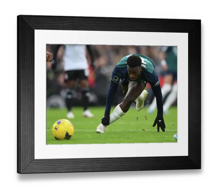 Framed Print : Arsenal's Eddie Nketiah in Action: Thrilling Premier League Clash at Fulham, 2023-24