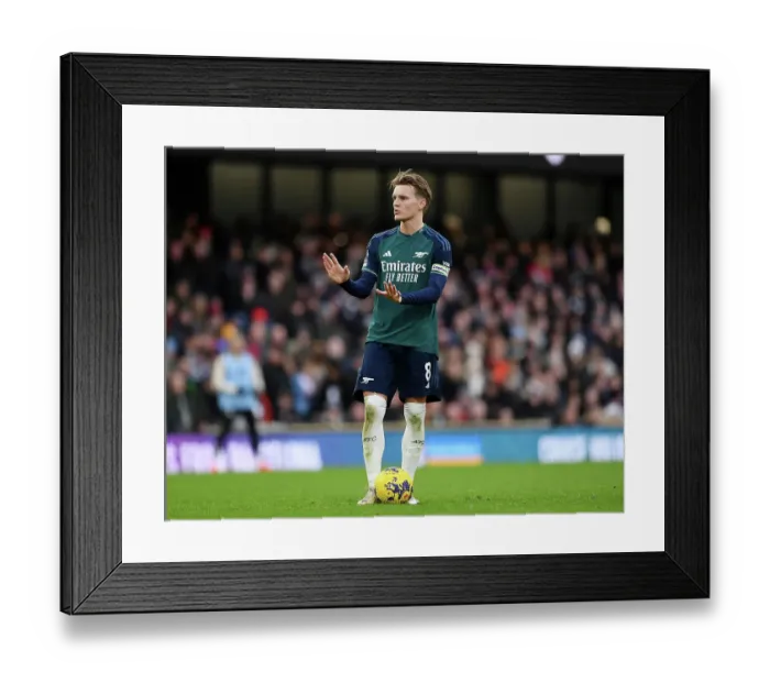 Framed Print : Arsenal's Martin Odegaard Reacts During Fulham vs Arsenal, Premier League 2023 Framed Print : Arsenal's Martin Odegaard Reacts During Fulham vs Arsenal, Premier League 2023