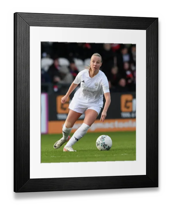 Framed Print : Arsenal's Beth Mead Shines in FA Cup Fourth Round: Arsenal Women vs. Watford Women