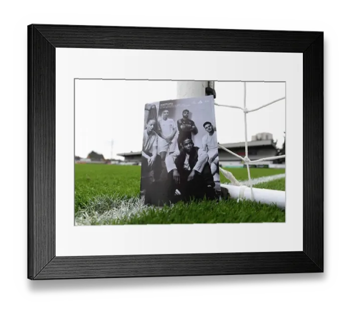 Framed Print : No More Red: Arsenal Women's FA Cup Match Against Watford Women Raises Awareness for Knife Crime and Youth Violence Prevention Framed Print : No More Red: Arsenal Women's FA Cup Match Against Watford Women Raises Awareness for Knife Crime and Youth Violence Prevention