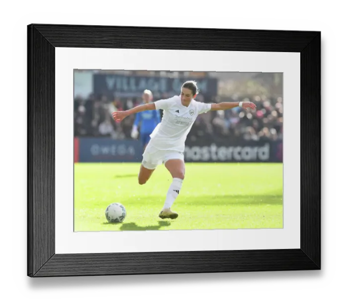 Framed Print : Arsenal Women's FA Cup Triumph: Emily Fox Shines in Dominant Victory over Watford