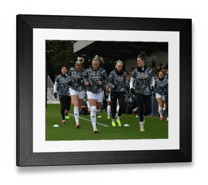 Framed Print : Arsenal Women: Beth Mead and Jennifer Beattie Focused and Ready for FA Cup Clash against Watford Women Framed Print : Arsenal Women: Beth Mead and Jennifer Beattie Focused and Ready for FA Cup Clash against Watford Women
