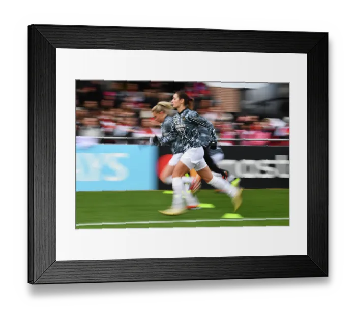 Framed Print : Arsenal Women's Squad Preparing for Kick-off Against Watford Women at Meadow Park