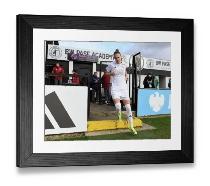 Framed Print : Vivianne Miedema Leads Arsenal Women Back onto the Pitch for Second Half in FA Cup Match vs. Watford Women