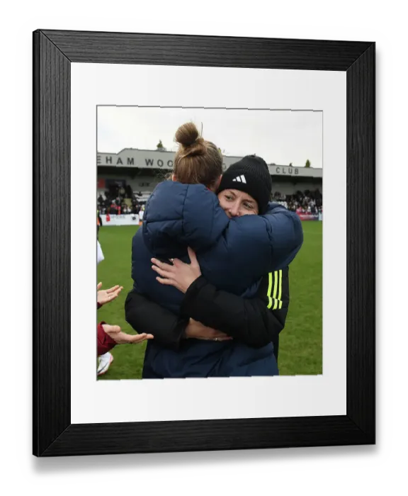 Framed Print : Arsenal Women and Vivianne Miedema Celebrate after FA Cup Victory over Watford Women
