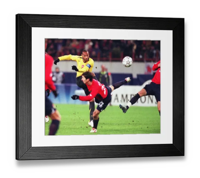Framed Print : Thierry Henry (Arsenal) Evgeni Aldonin (CSKA)