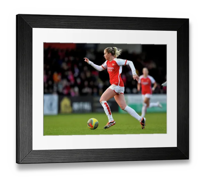 Framed Print : Alessia Russo in Action: Arsenal Women vs Everton Women - Barclays Super League Clash Framed Print : Alessia Russo in Action: Arsenal Women vs Everton Women - Barclays Super League Clash