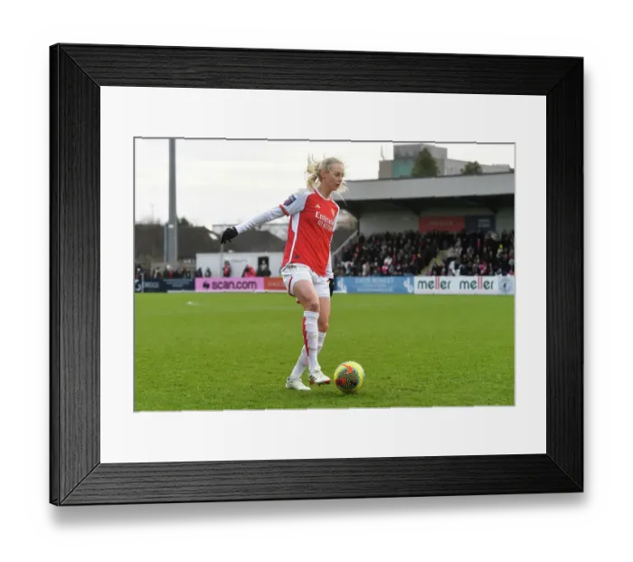 Framed Print : Arsenal Women vs Everton Women: Barclays Super League Showdown at Meadow Park (2023-24) Framed Print : Arsenal Women vs Everton Women: Barclays Super League Showdown at Meadow Park (2023-24)