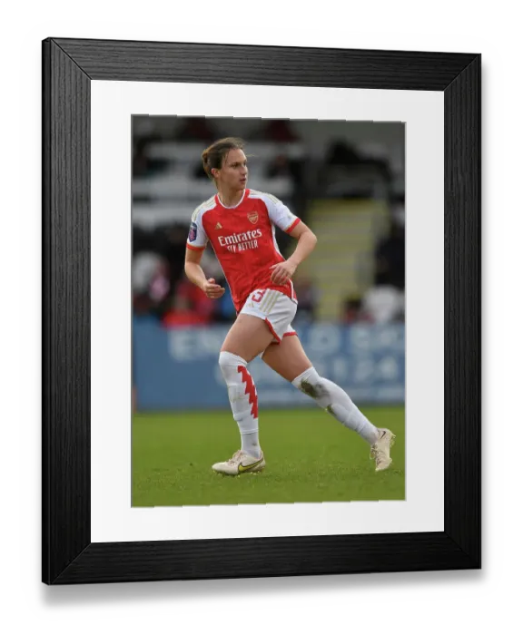 Framed Print : Arsenal Women vs Everton Women: Barclays Super League Clash at Meadow Park (2023-24)