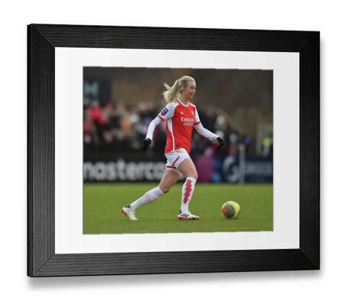 Framed Print : Arsenal Women vs Everton Women: Barclays Super League Clash at Meadow Park (2023-24)