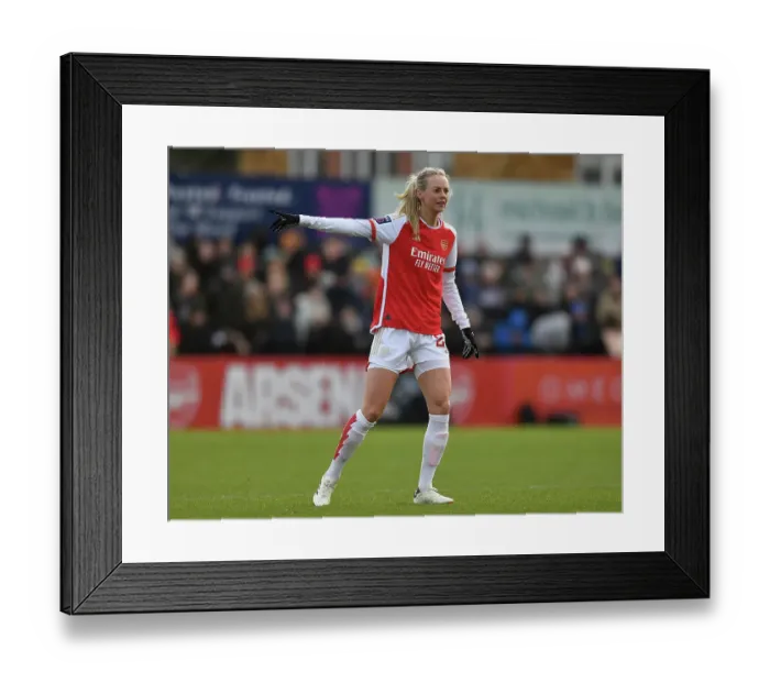 Framed Print : Arsenal Women vs Everton Women: Super League Clash at Meadow Park (2023-24)
