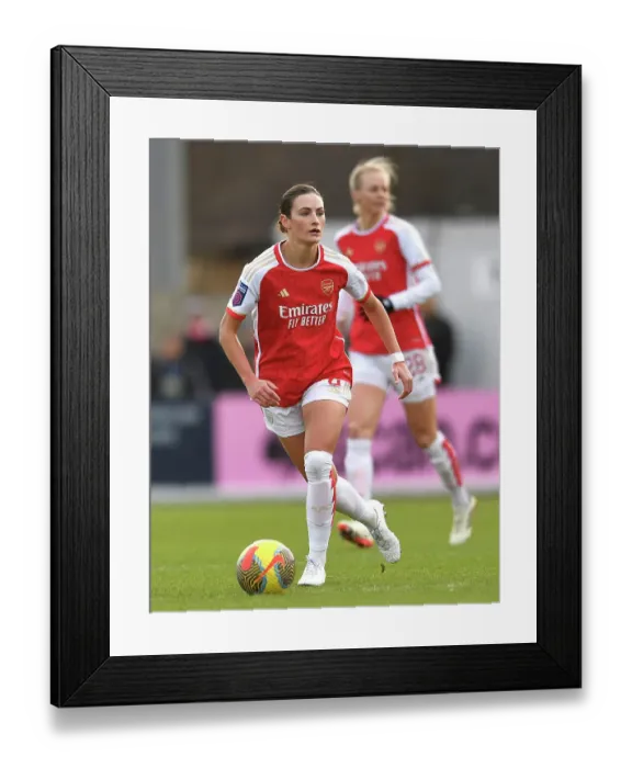 Framed Print : Arsenal Women vs Everton Women: Barclays Super League Showdown at Meadow Park (2023-24)