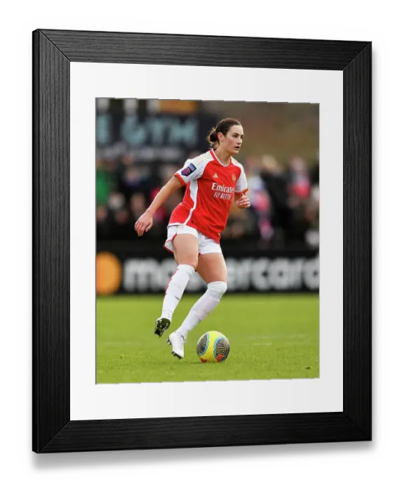 Framed Print : Emily Fox in Action: Arsenal Women vs Everton Women Clash in Barclays Super League at Meadow Park Framed Print : Emily Fox in Action: Arsenal Women vs Everton Women Clash in Barclays Super League at Meadow Park
