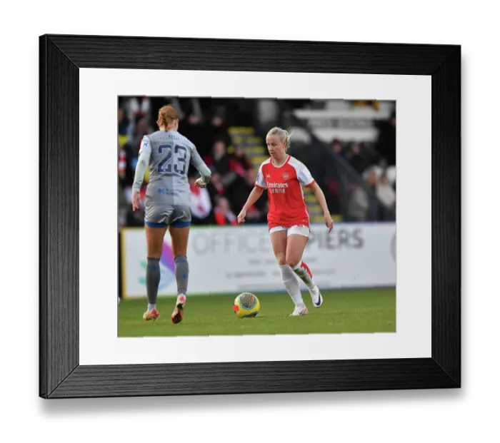 Framed Print : Arsenal Women vs Everton Women: Barclays Super League Clash at Meadow Park (2023-24)
