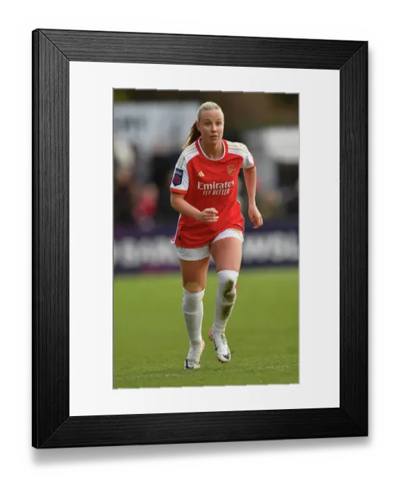 Framed Print : Arsenal Women vs Everton Women: Barclays Super League Showdown at Meadow Park